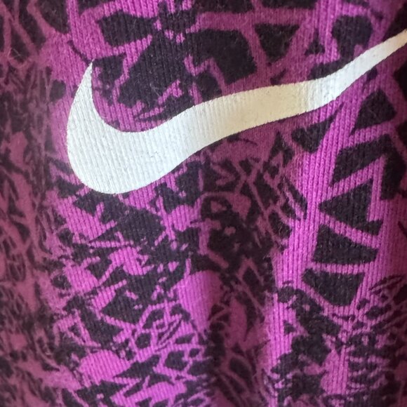 Nike Capris - Picture 4 of 5
